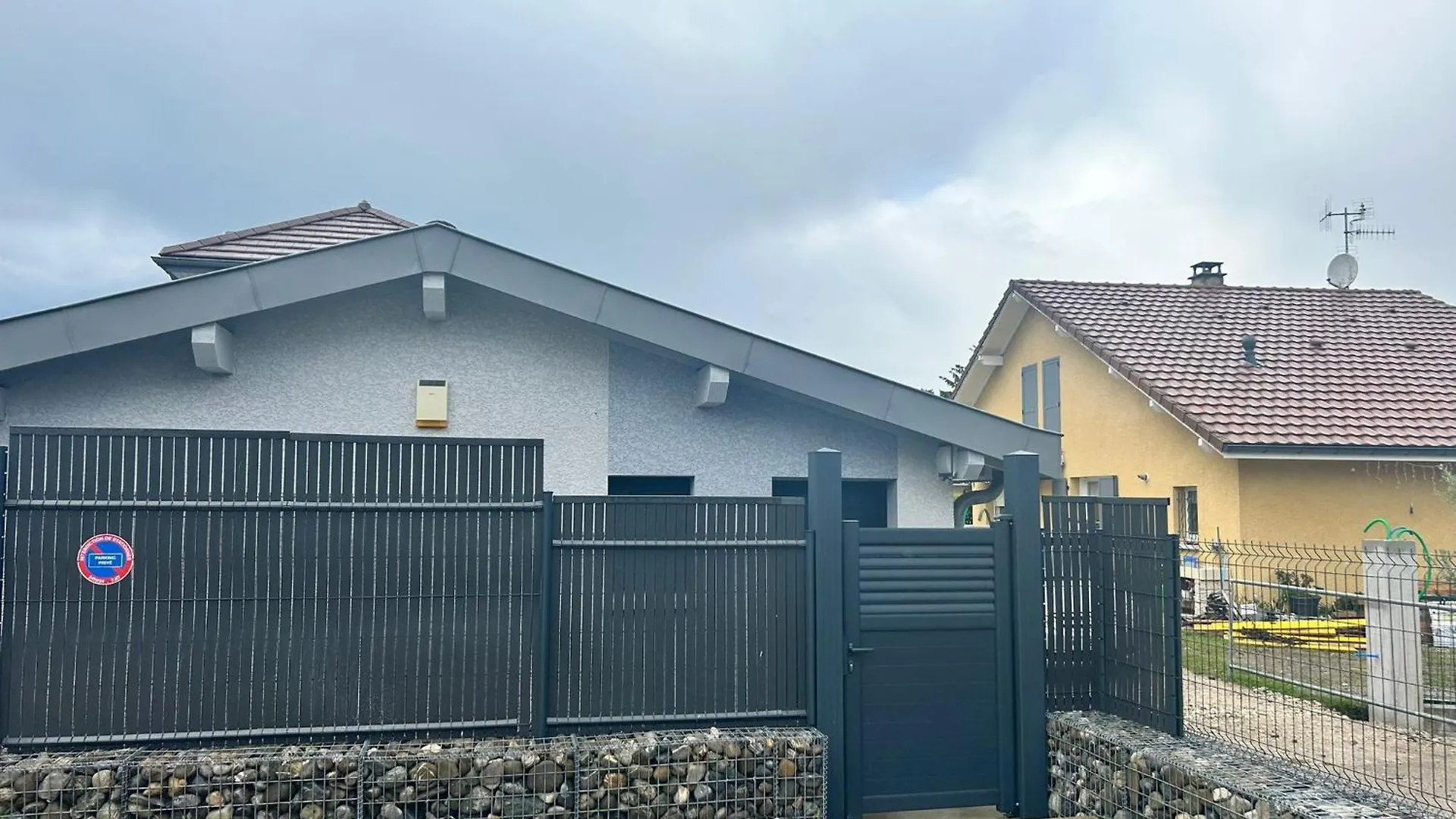 Holiday home Logement A Deux Pas De Geneve Viry